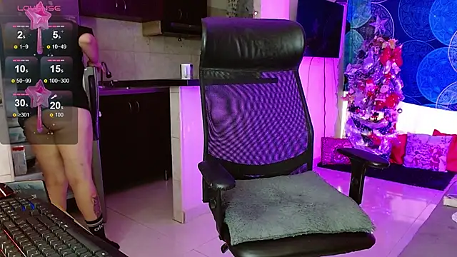 Snapshot of BABYFANTASY_1 chatting on 12-13-24, 09:52 BABYFANTASY 1 online show from 12-13-24, 09:52