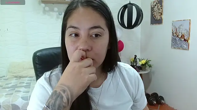 lizzaxs online show from 02-25-25, 01:50