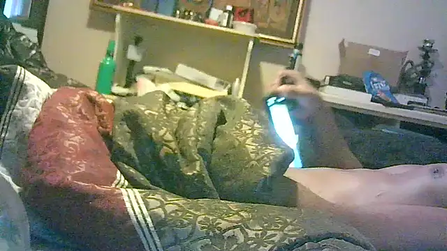 Snapshot of DI4MOND_FIR3 chatting on 10-09-25, 01:42 DI4MOND FIR3 online show from 10-09-25, 01:42