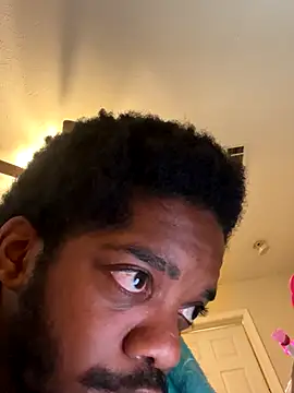 Snapshot of DI4MOND_FIR3 chatting on 10-14-25, 02:40 DI4MOND FIR3 online show from 10-14-25, 02:40