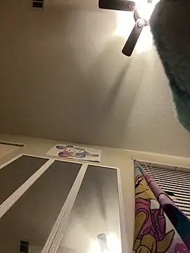 Snapshot of DI4MOND_FIR3 chatting on 10-15-25, 02:44 DI4MOND FIR3 online show from 10-15-25, 02:44