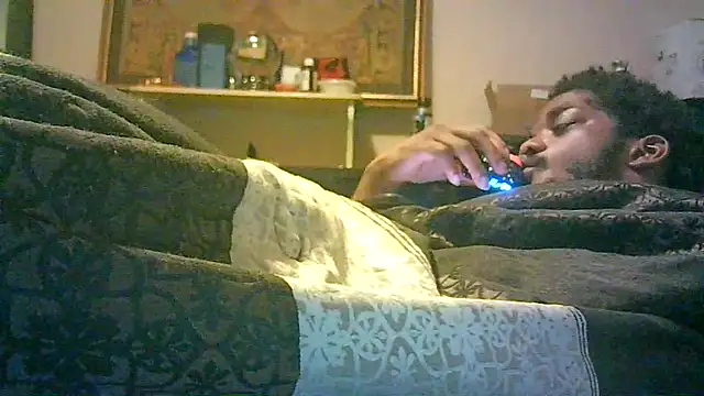 Snapshot of DI4MOND_FIR3 chatting on 10-16-25, 02:56 DI4MOND FIR3 online show from 10-16-25, 02:56