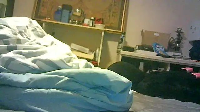 Snapshot of DI4MOND_FIR3 chatting on 10-18-25, 03:31 DI4MOND FIR3 online show from 10-18-25, 03:31