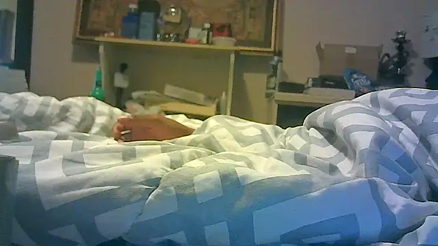 Snapshot of DI4MOND_FIR3 chatting on 10-22-25, 06:02 DI4MOND FIR3 online show from 10-22-25, 06:02