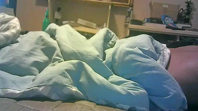 Snapshot of DI4MOND_FIR3 chatting on 10-24-25, 06:21 DI4MOND FIR3 online show from 10-24-25, 06:21