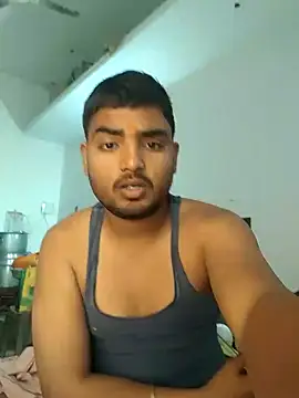 Snapshot of Cuty_dev chatting on 12-18-24, 08:09 Cuty dev online show from 12-18-24, 08:09