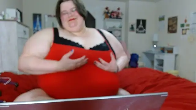 ChristineLusst online show from 03-05-25, 11:06