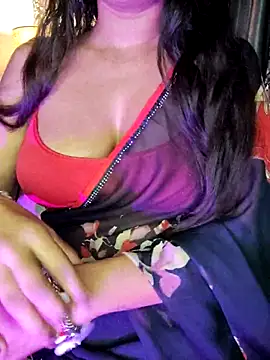 Snapshot of SexyAndHottie chatting on 10-12-25, 01:37 SexyAndHottie online show from 10-12-25, 01:37