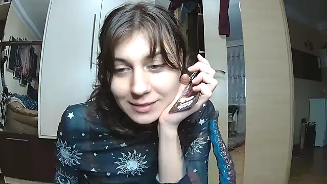 Snapshot of BroadFantasy chatting on 02-20-26, 09:15 BroadFantasy online show from 02-20-26, 09:15