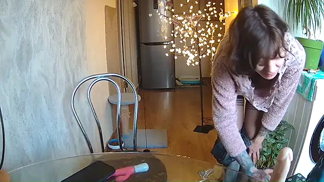 Snapshot of BroadFantasy chatting on 03-19-26, 02:43 BroadFantasy online show from 03-19-26, 02:43