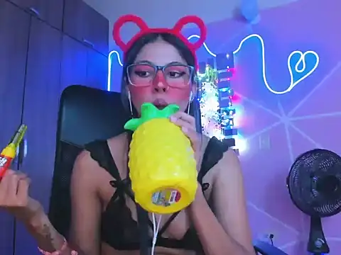  ALLYSON18  online show from 01-31-25, 02:28