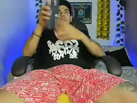 mikee scooth online show from 01-17-25, 07:49