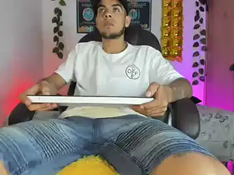 mikee scooth online show from 02-01-25, 12:40