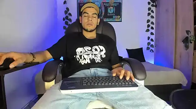 mikee scooth online show from 03-08-25, 09:50