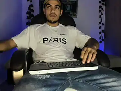 mikee scooth online show from 03-17-25, 12:52