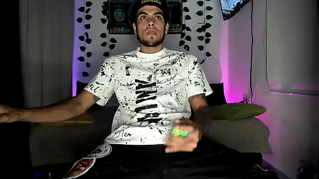 mikee scooth online show from 09-09-25, 03:39