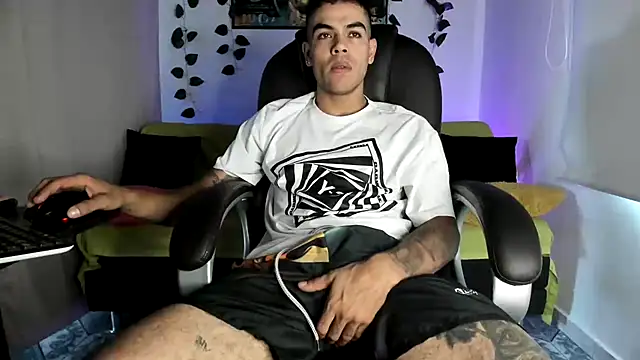 mikee scooth online show from 09-23-25, 03:26