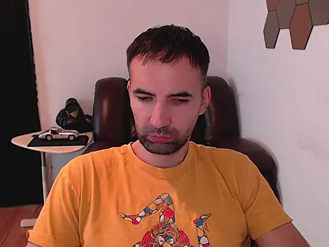 Leo 1617 online show from 10-16-25, 11:33