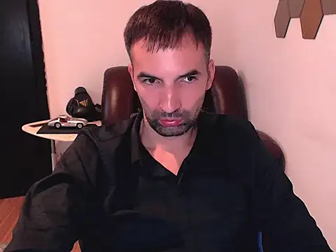 Leo 1617 online show from 10-17-25, 06:21