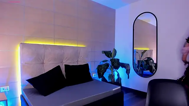 Karito-28 online show from 12-16-25, 12:21