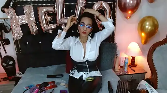 Snapshot of SamaraMartinez chatting on 02-09-25, 08:13 SamaraMartinez online show from 02-09-25, 08:13