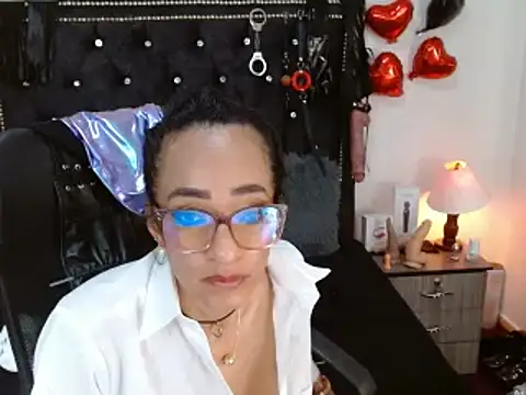 Snapshot of SamaraMartinez chatting on 02-18-25, 04:59 SamaraMartinez online show from 02-18-25, 04:59