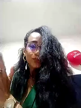 Snapshot of SamaraMartinez chatting on 02-19-25, 11:57 SamaraMartinez online show from 02-19-25, 11:57
