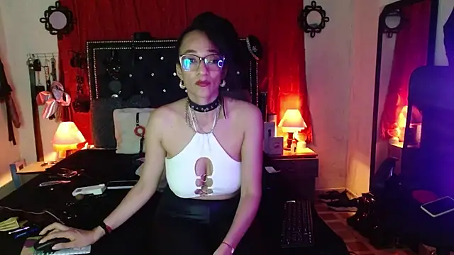 Snapshot of SamaraMartinez chatting on 10-11-25, 09:24 SamaraMartinez online show from 10-11-25, 09:24