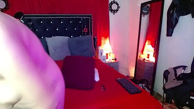 Snapshot of SamaraMartinez chatting on 10-20-25, 08:59 SamaraMartinez online show from 10-20-25, 08:59