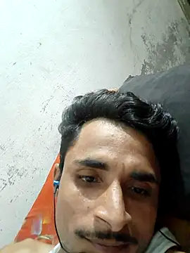 Snapshot of vkhotboy143 chatting on 10-05-25, 07:01 vkhotboy143 online show from 10-05-25, 07:01