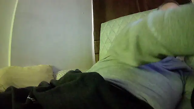 Snapshot of amylrmm1903 chatting on 03-21-26, 10:42 amylrmm1903 online show from 03-21-26, 10:42