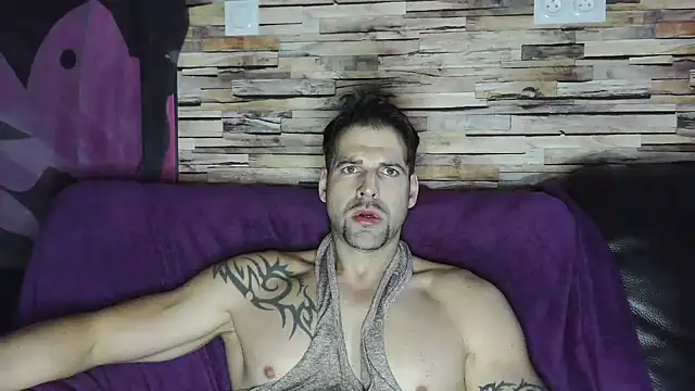 XxBigboybandxX online show from 12-20-24, 03:53