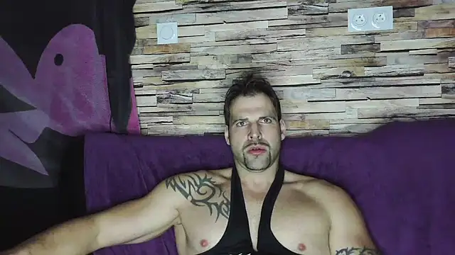 XxBigboybandxX online show from 01-27-25, 07:13