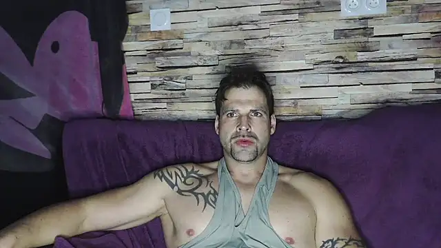 XxBigboybandxX online show from 02-12-25, 07:02