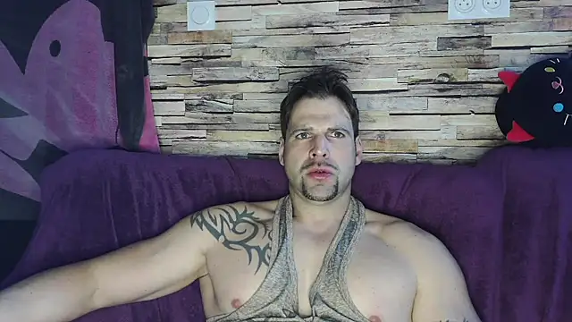 XxBigboybandxX online show from 03-02-25, 10:14