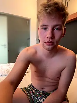 CDLukeLucy420 online show from 10-05-25, 04:05