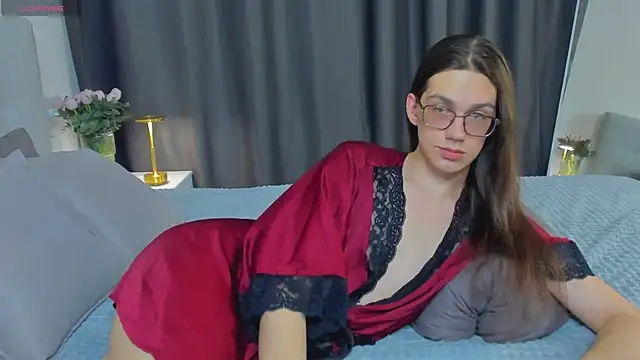 Snapshot of Alfreda_Mills chatting on 03-19-26, 11:03 Alfreda Mills online show from 03-19-26, 11:03