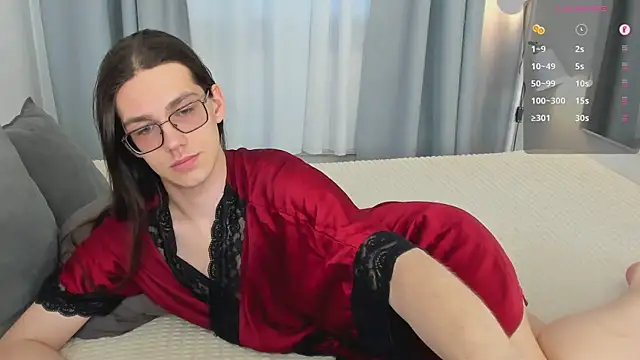 Snapshot of Alfreda_Mills chatting on 03-28-26, 03:33 Alfreda Mills online show from 03-28-26, 03:33