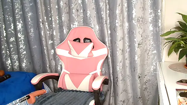 MissBigNipples online show from 07-28-26, 02:40