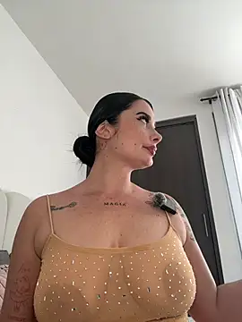 Libia James online show from 06-22-26, 10:07