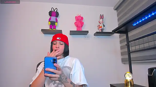 Gangster Girl online show from 02-23-26, 02:42