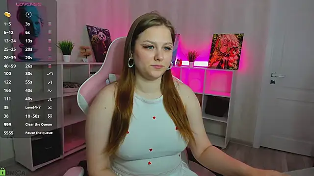 Snapshot of Lasly_Fox chatting on 04-17-26, 12:35 Lasly Fox online show from 04-17-26, 12:35