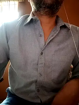 Snapshot of daddy_indian chatting on 12-04-24, 11:52 daddy indian online show from 12-04-24, 11:52