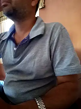 Snapshot of daddy_indian chatting on 02-11-25, 05:26 daddy indian online show from 02-11-25, 05:26