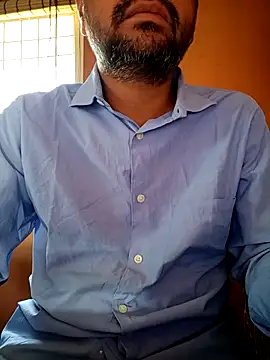 Snapshot of daddy_indian chatting on 02-21-25, 05:02 daddy indian online show from 02-21-25, 05:02