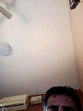 Snapshot of daddy_indian chatting on 03-08-25, 04:34 daddy indian online show from 03-08-25, 04:34