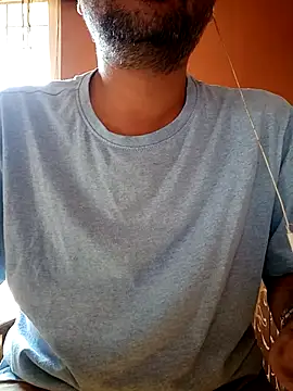 Snapshot of daddy_indian chatting on 03-10-25, 10:26 daddy indian online show from 03-10-25, 10:26
