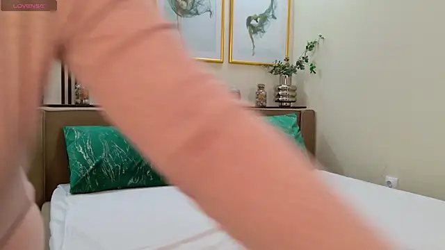 JESSYKA online show from 02-05-25, 02:05