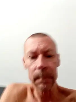 older43 online show from 09-17-25, 07:32