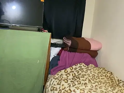 Snapshot of GaaTto chatting on 10-05-25, 12:42 GaaTto online show from 10-05-25, 12:42